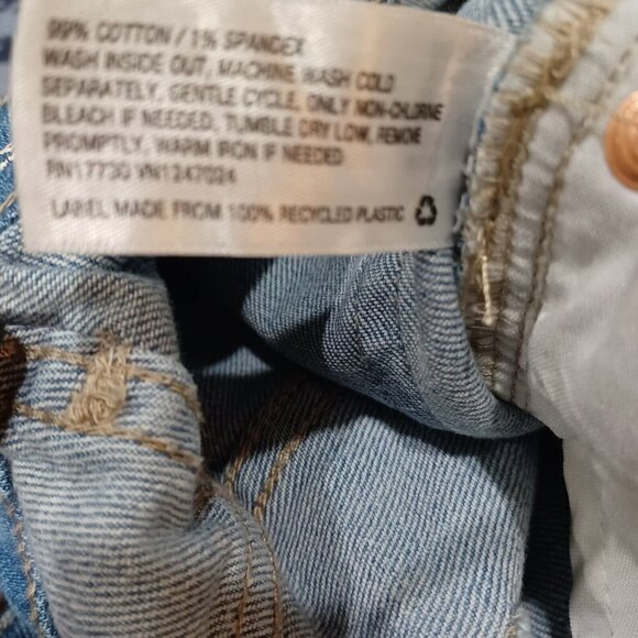 Wild Fable Jeans Womens Size 8 Distressed Light Denim High Rise Mom Jean GUC - Picture 9 of 9